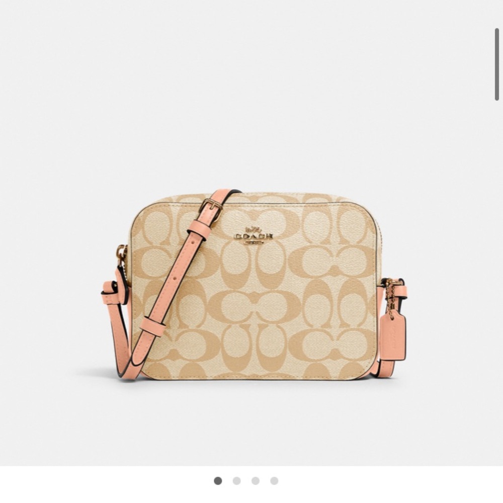 COPY - NWT COACH CROSSBODY BAG🌷